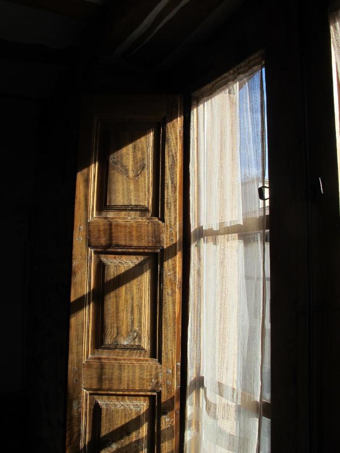 Hotel Casa Barria Pradoluengo Zewnętrze zdjęcie